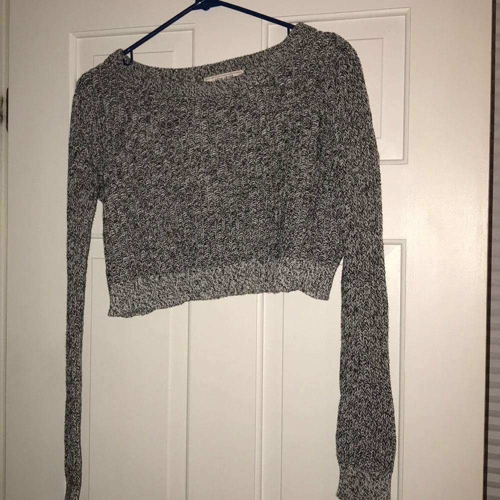 Cropped sweater